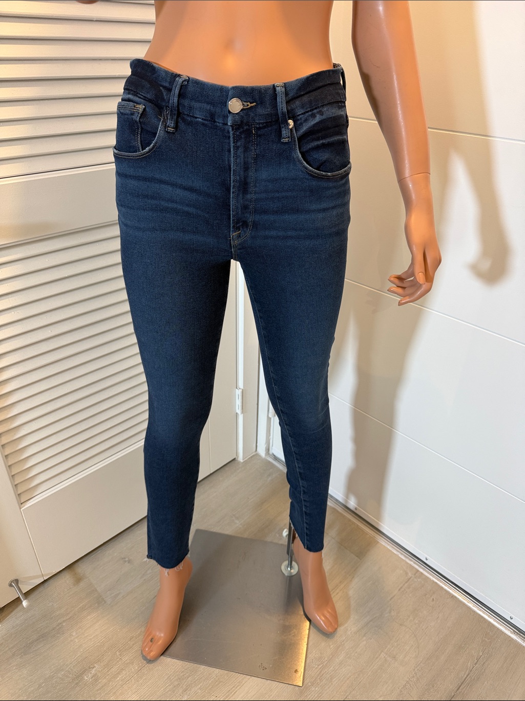 Good American Size 6 Dark Blue High-Rise Skinny Jeans - Women's